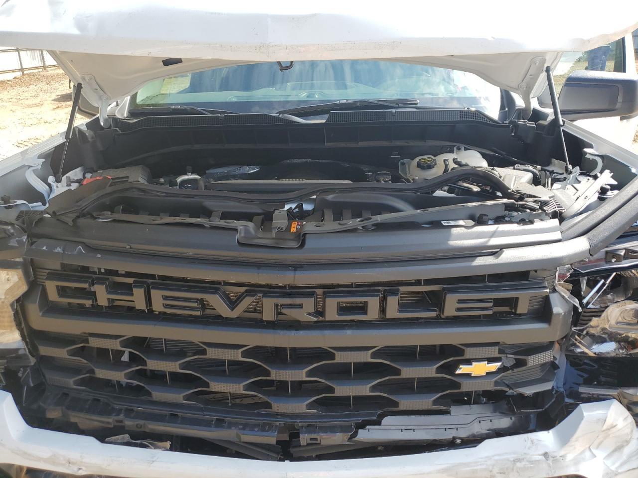 2025 CHEVROLET Silverado