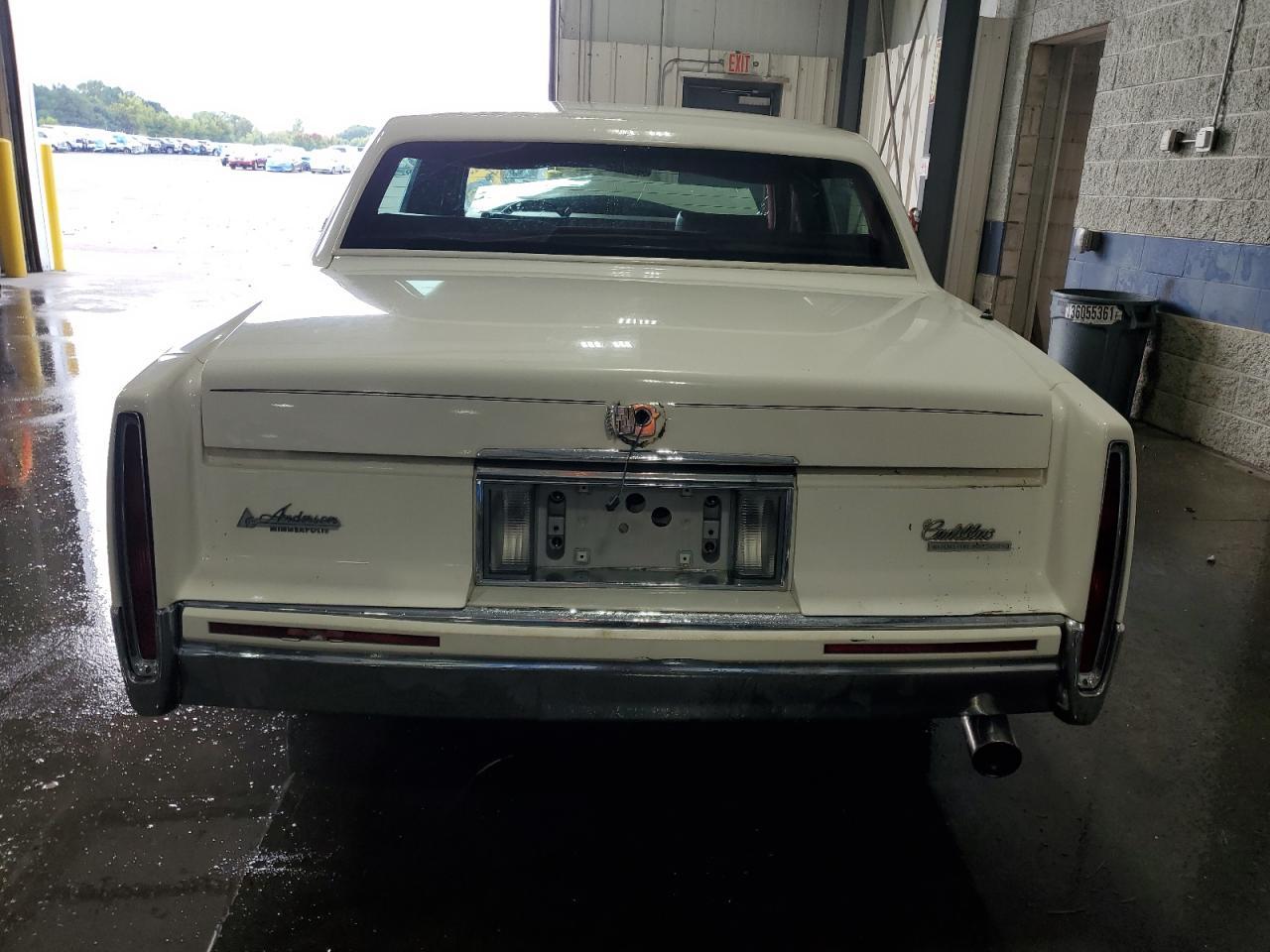 1993 CADILLAC Deville