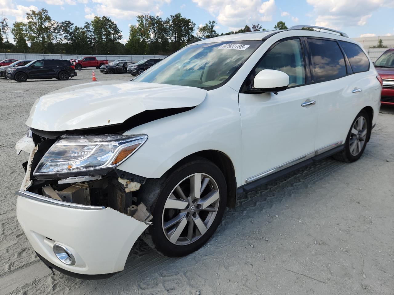 2015 NISSAN PATHFINDER