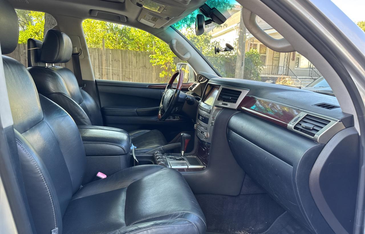 2013 LEXUS LX 570
