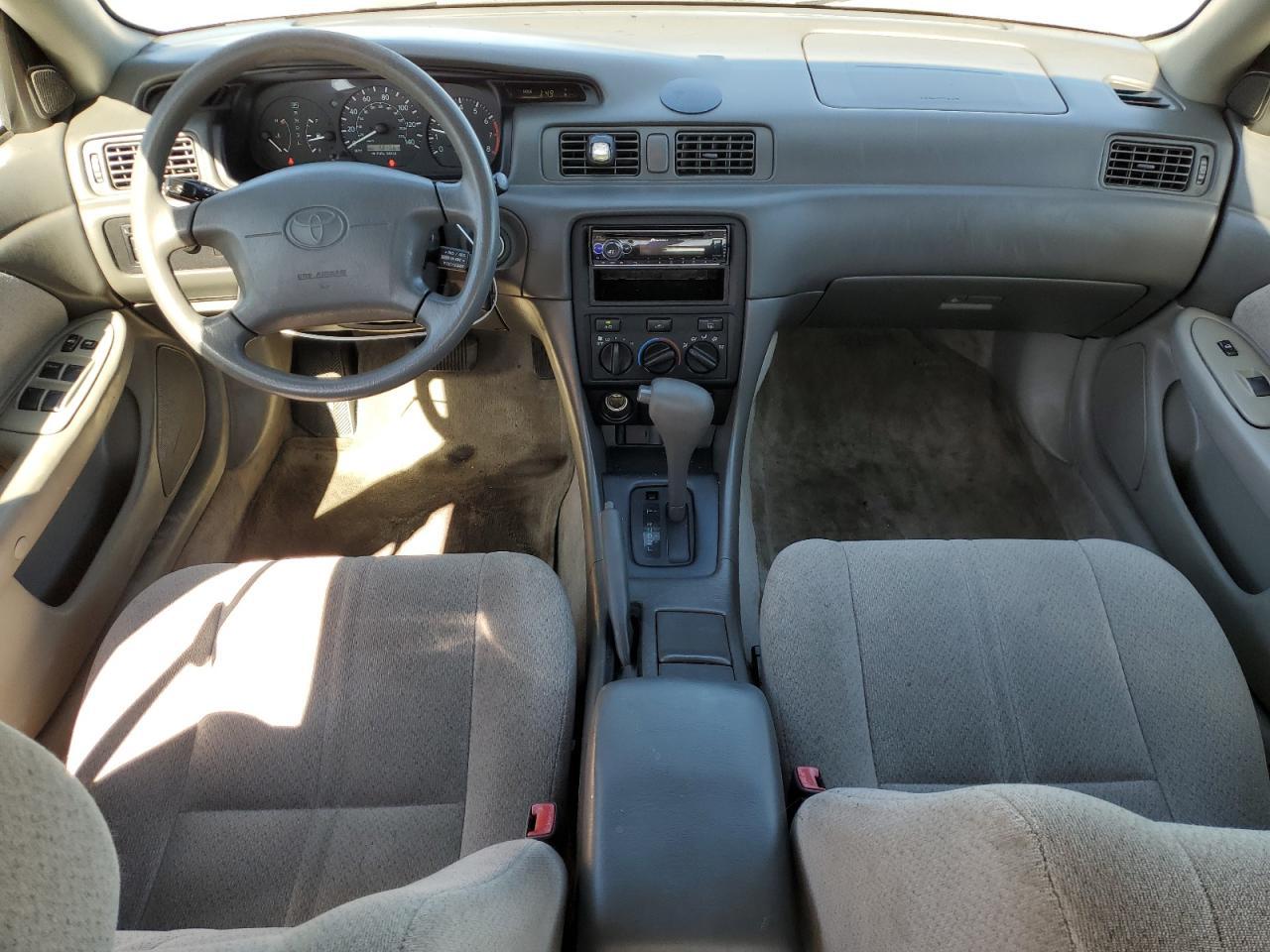 2001 TOYOTA CAMRY