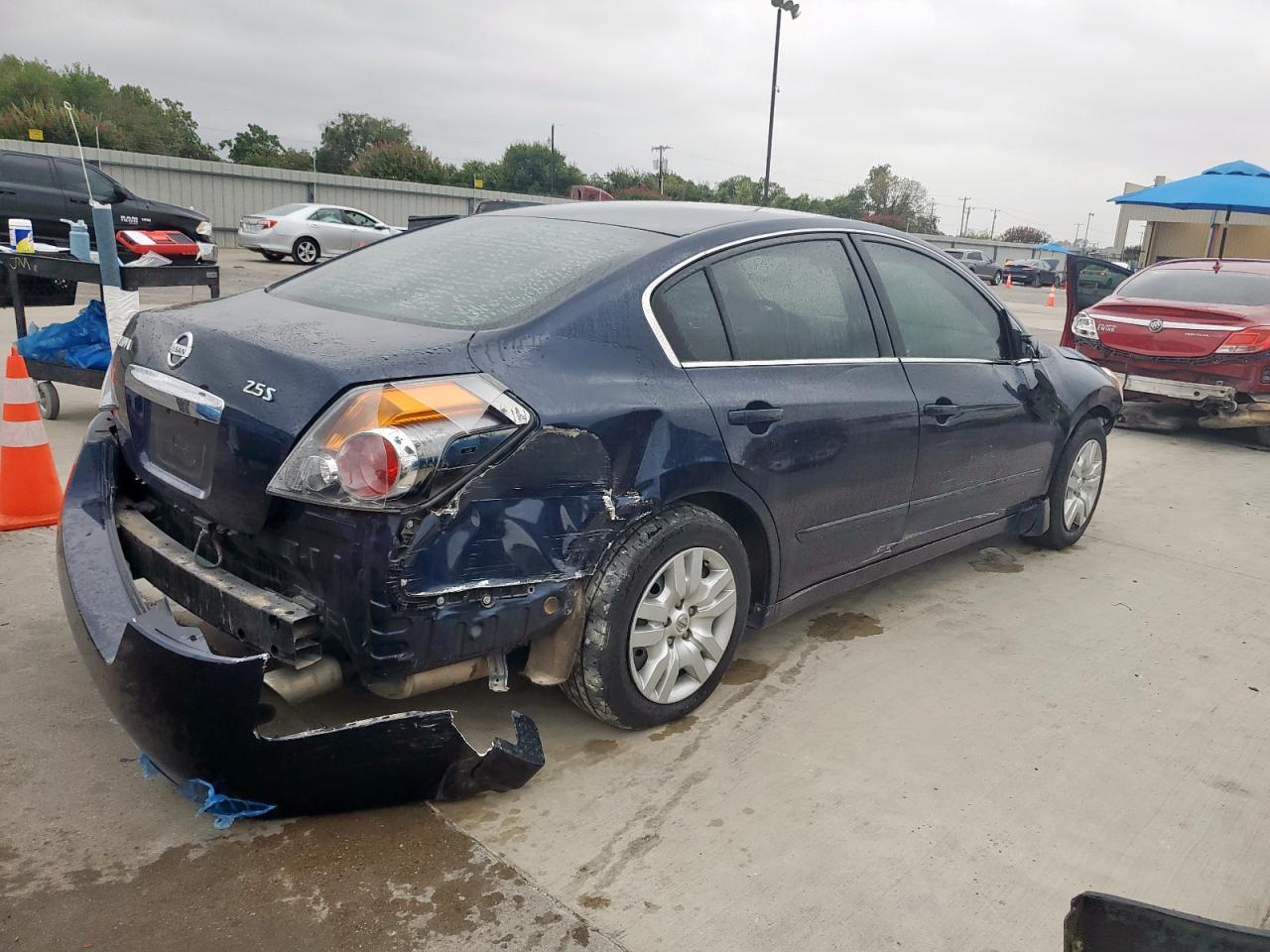 2010 NISSAN ALTIMA