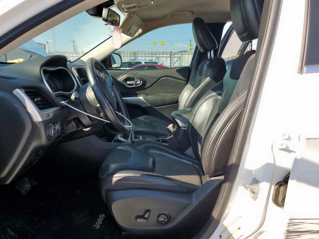 2018 JEEP CHEROKEE