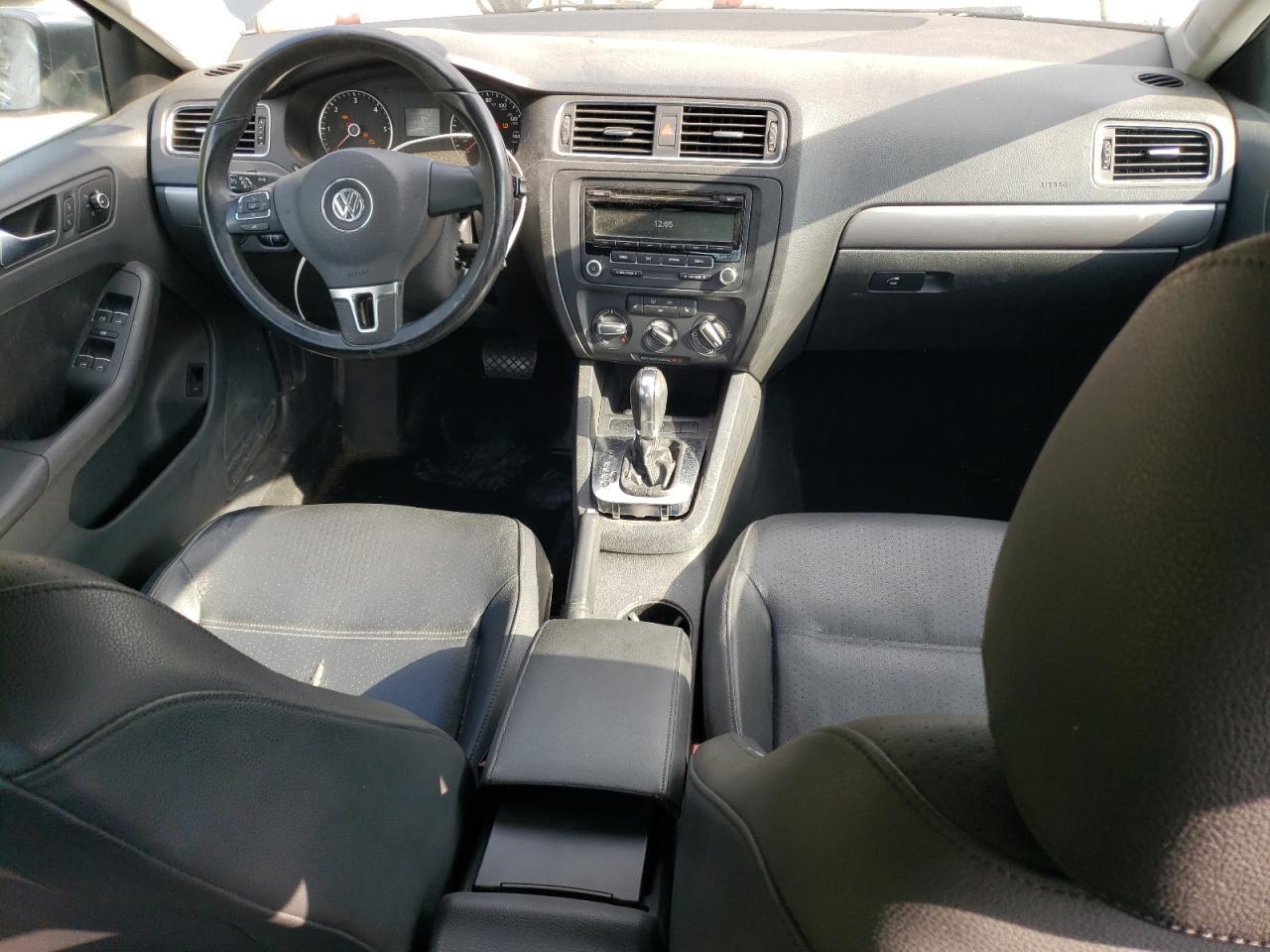 2013 VOLKSWAGEN JETTA