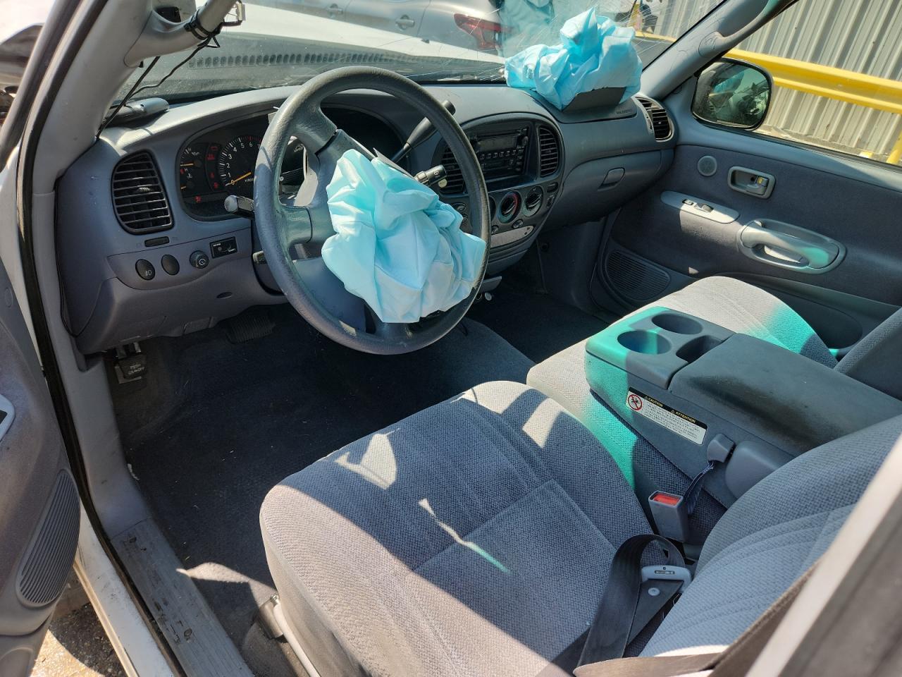 2002 TOYOTA TUNDRA