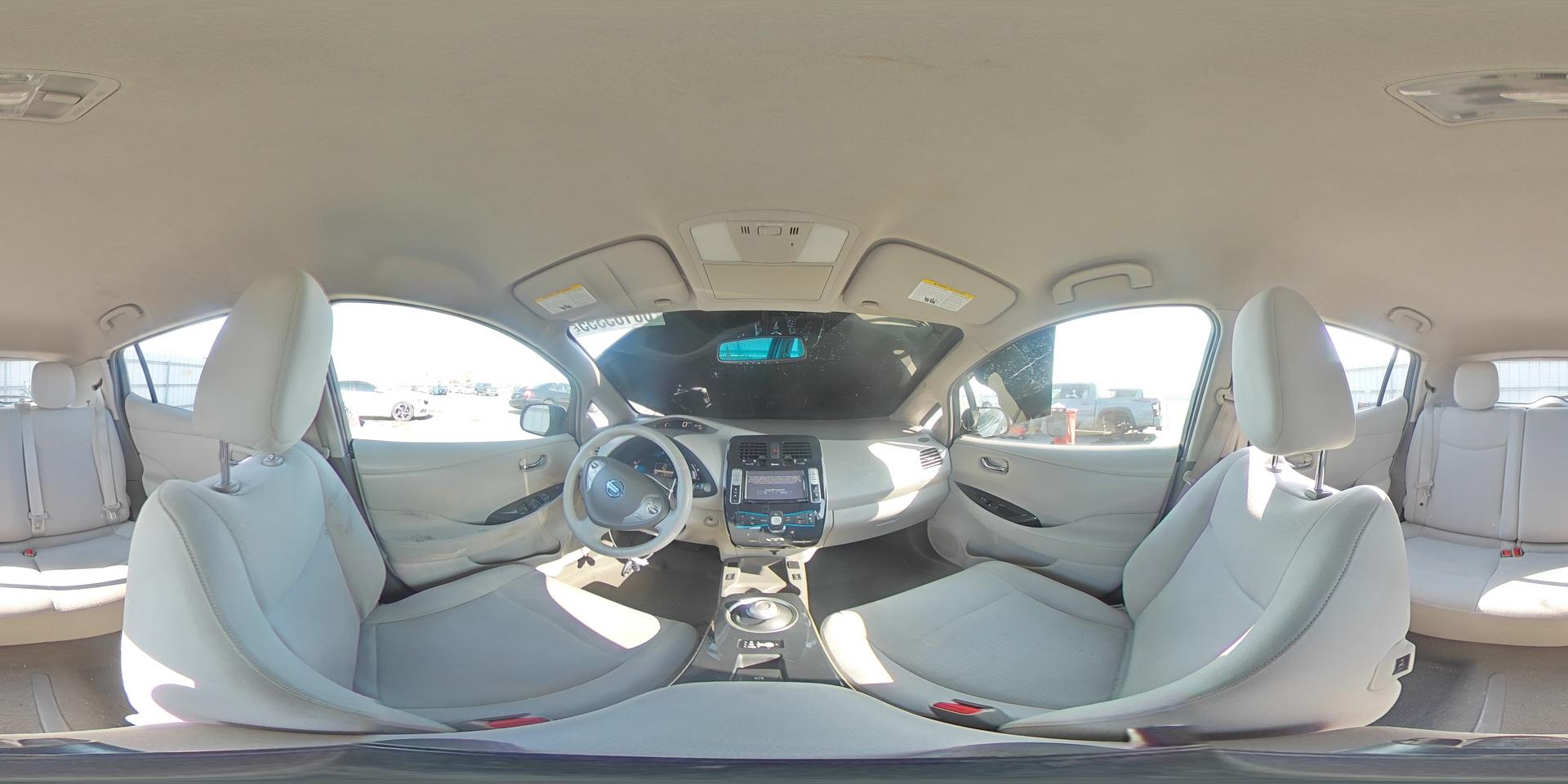 2012 NISSAN LEAF
