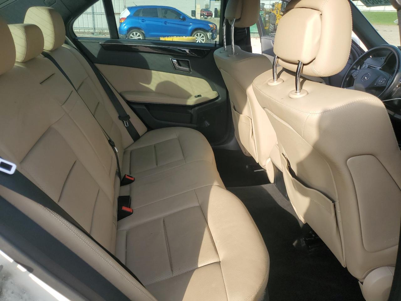 2011 MERCEDES-BENZ E-Class