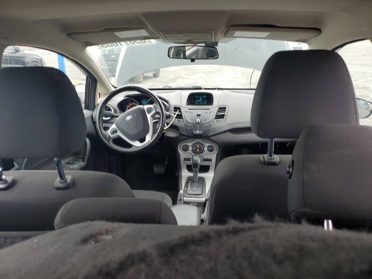 2015 FORD Fiesta