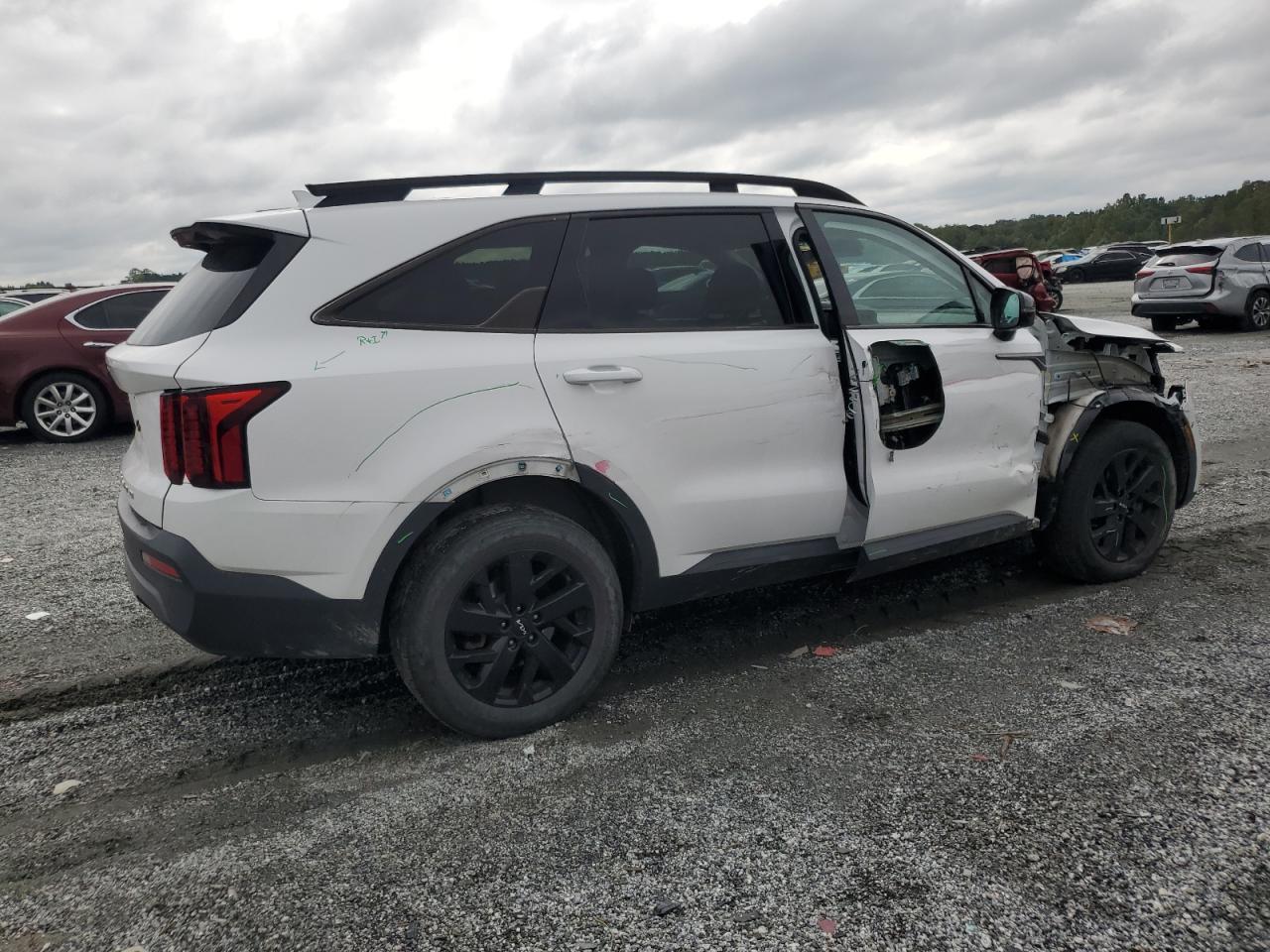 2022 KIA SORENTO