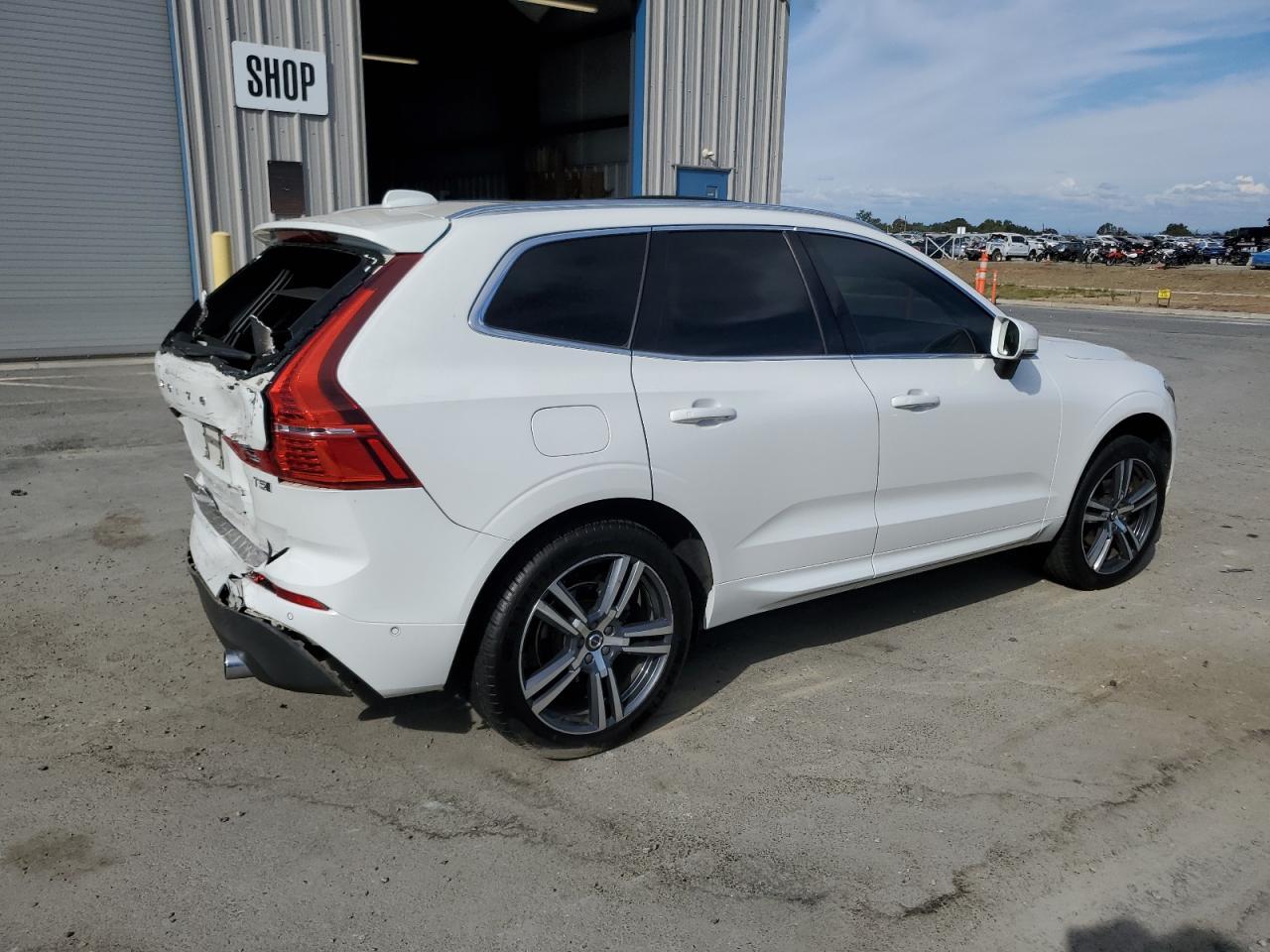 2018 VOLVO XC60
