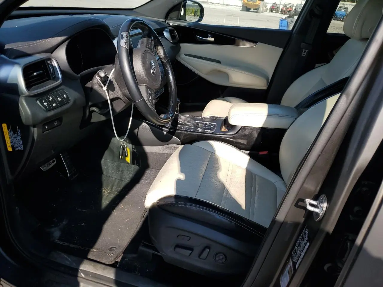 2016 KIA SORENTO