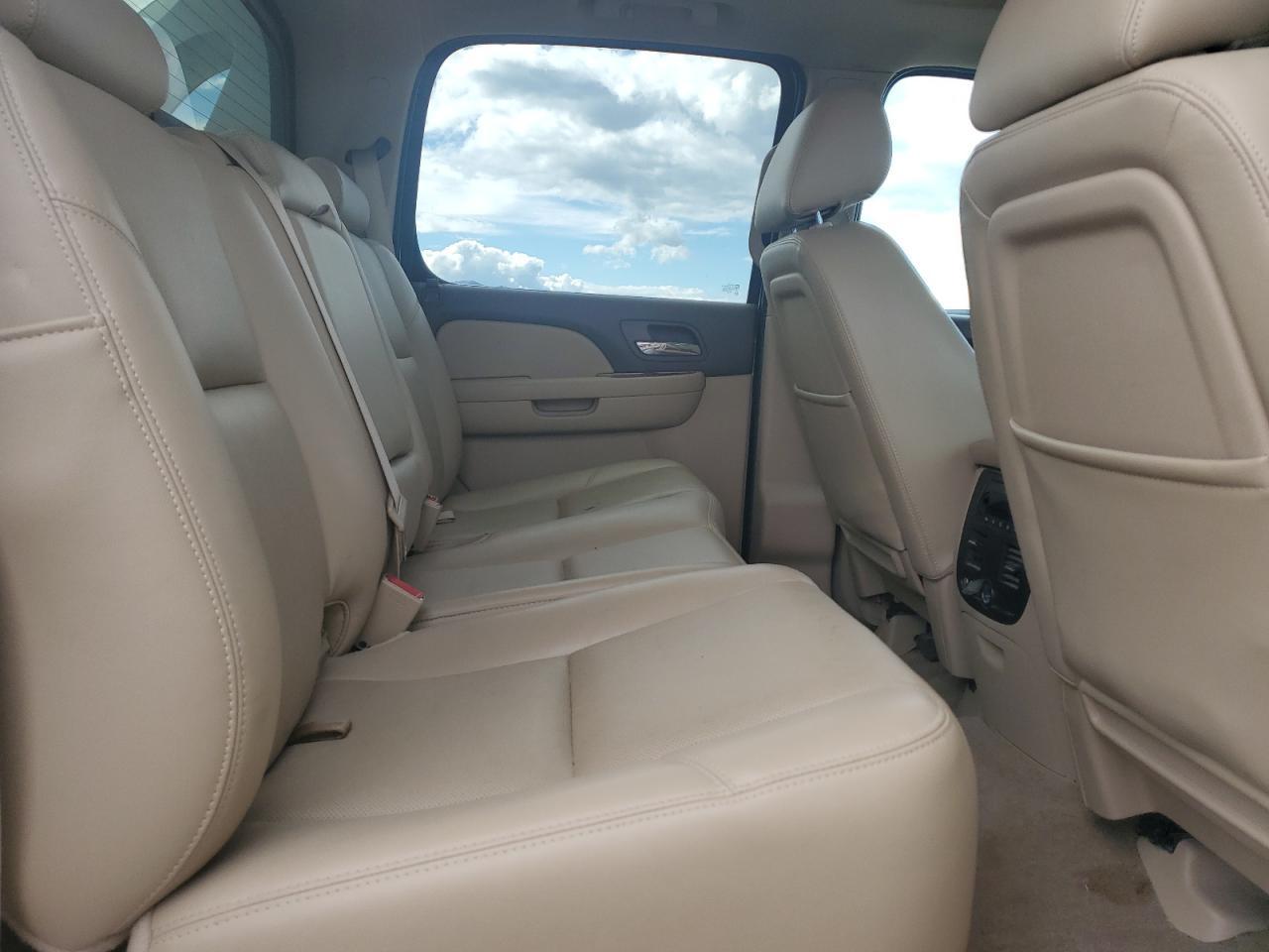 2013 CHEVROLET Avalanche