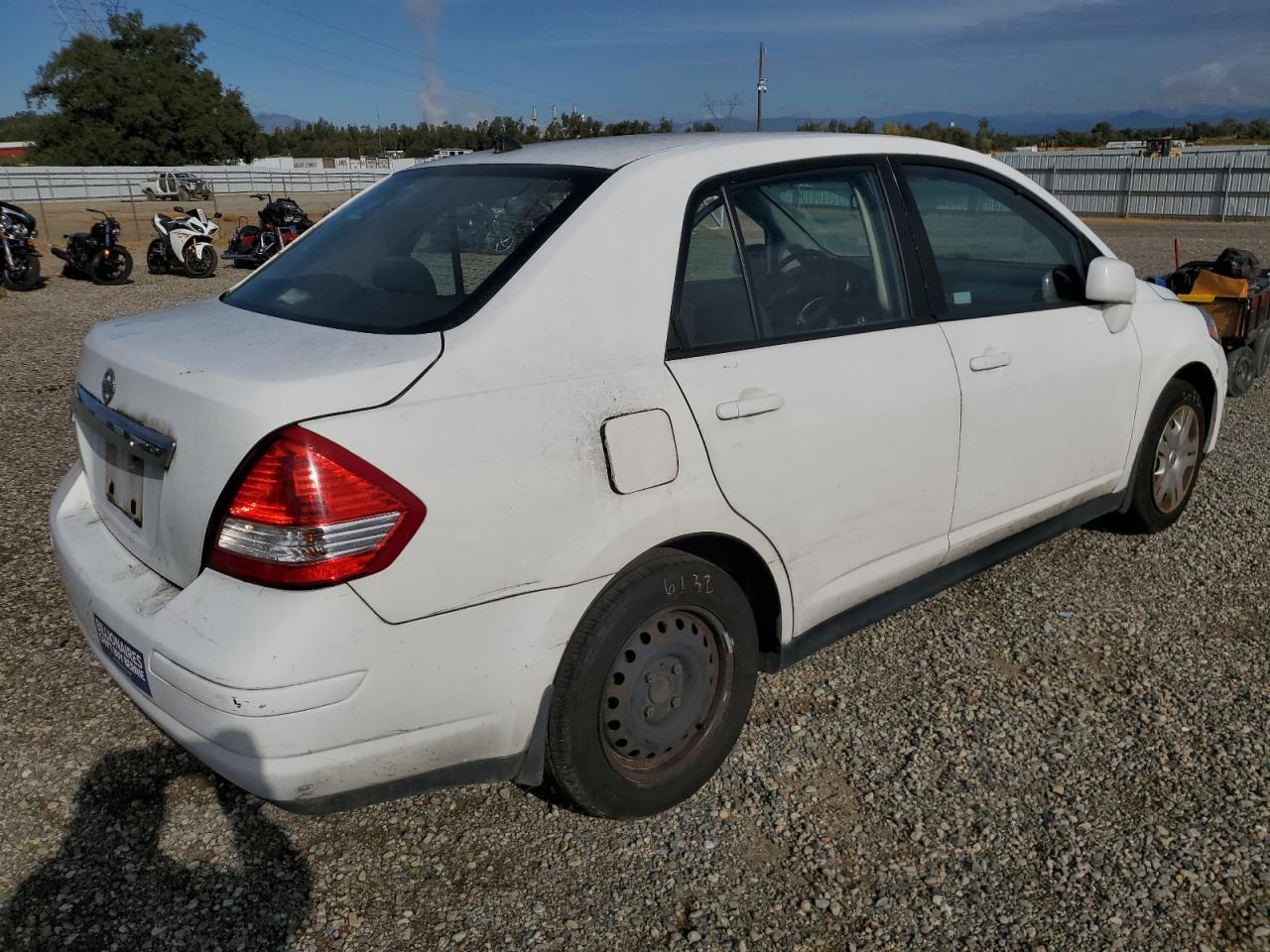 2010 NISSAN VERSA