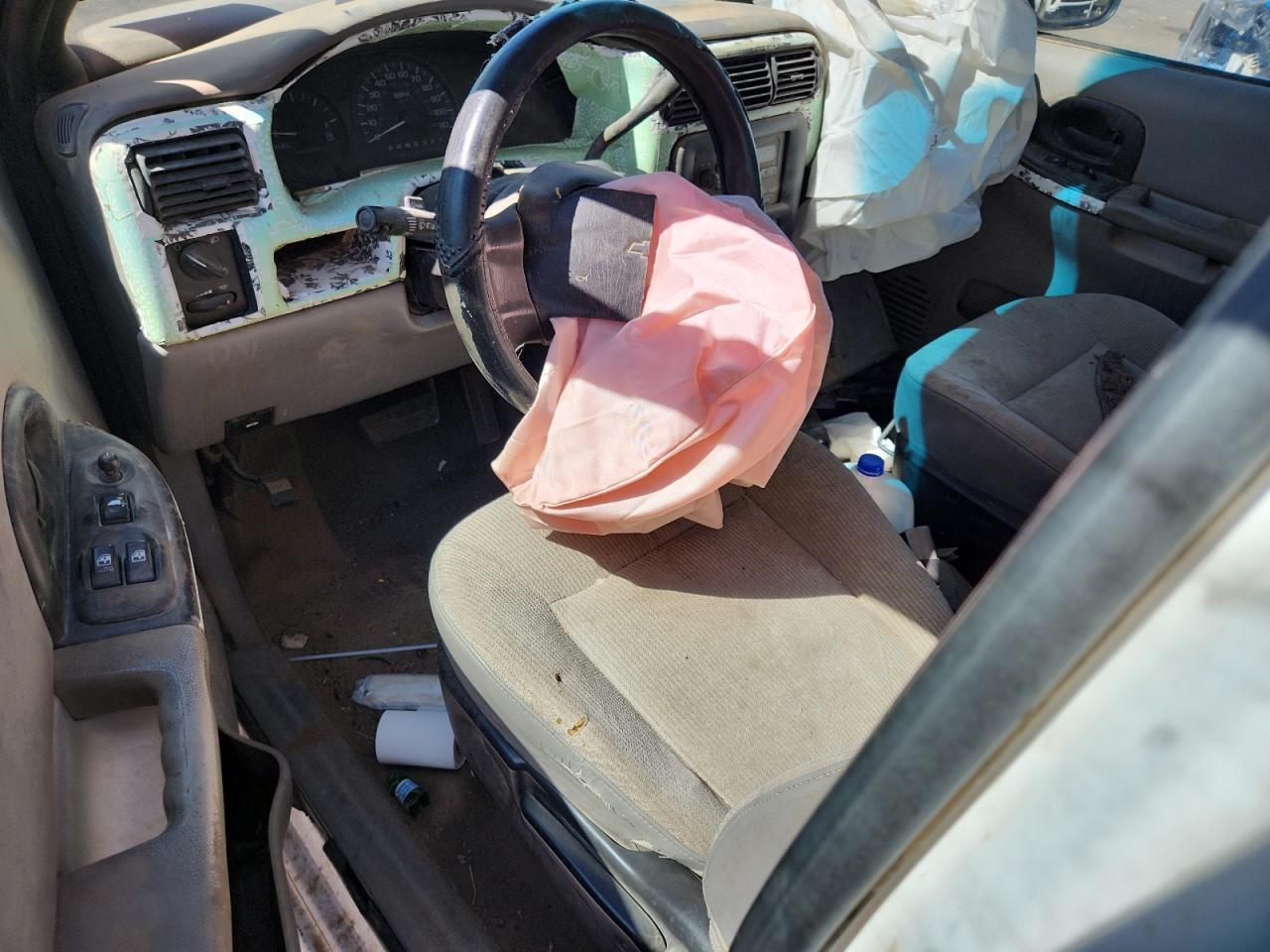 2004 CHEVROLET Venture