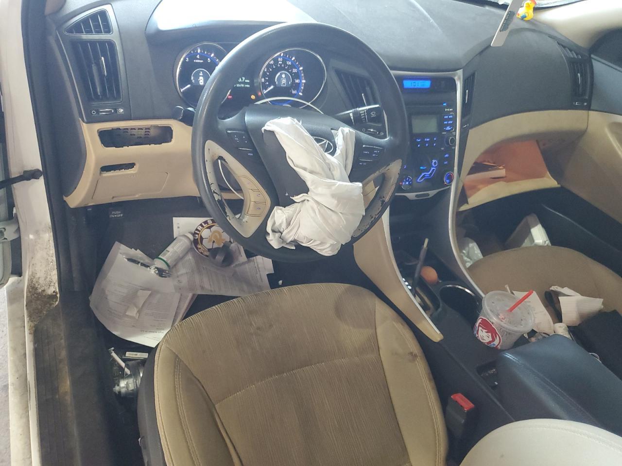 2011 HYUNDAI SONATA