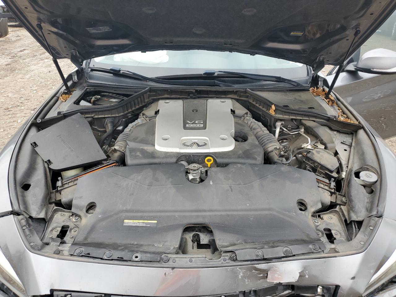 2015 INFINITI Q50