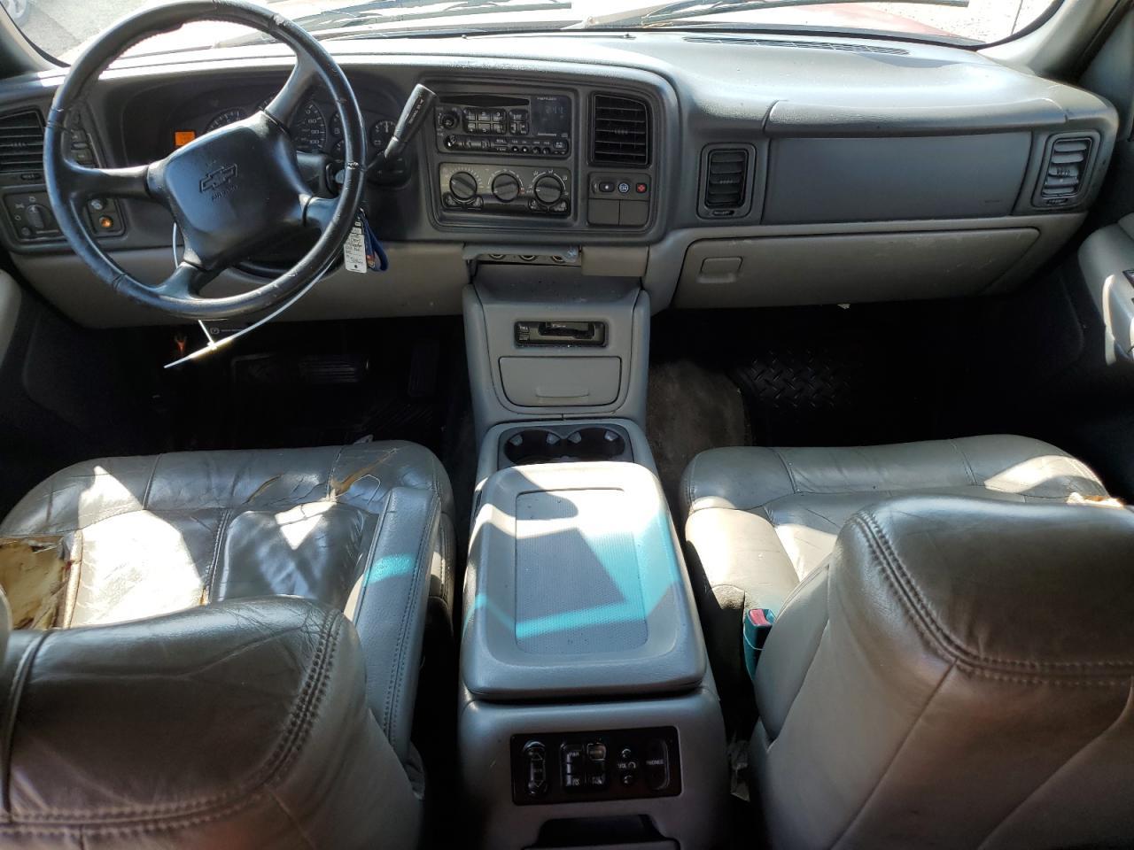 2002 CHEVROLET Suburban