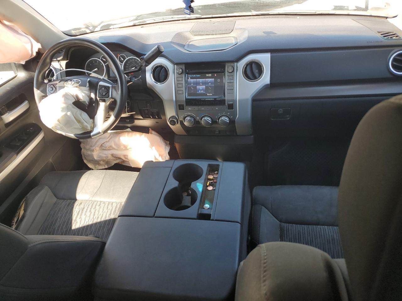 2017 TOYOTA TUNDRA