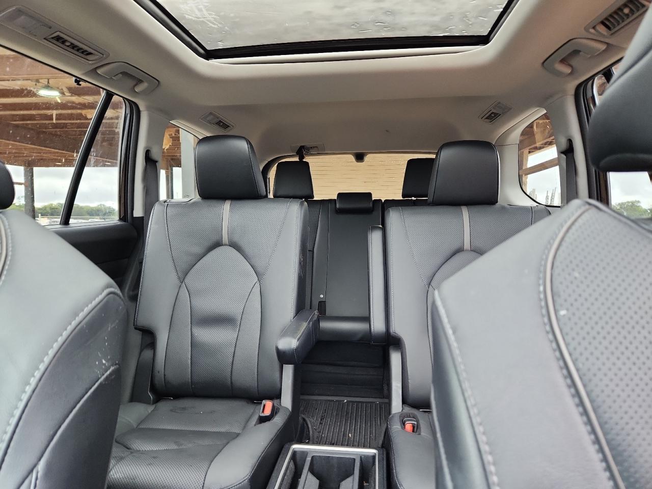 2024 TOYOTA HIGHLANDER