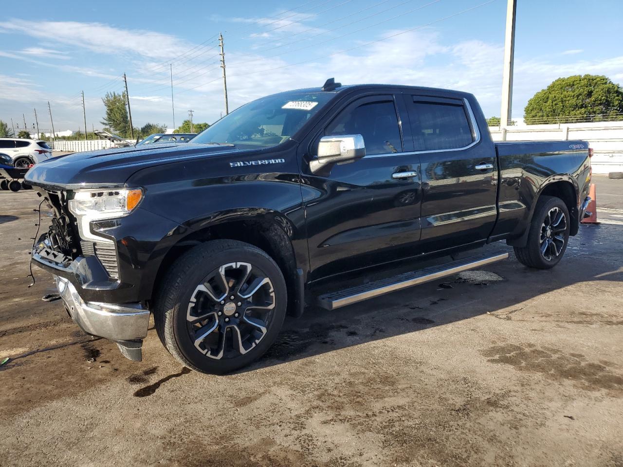 2024 CHEVROLET Silverado