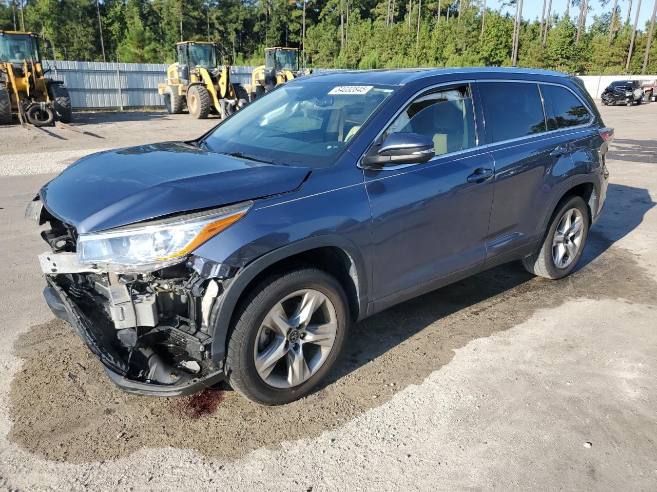 2016 TOYOTA HIGHLANDER