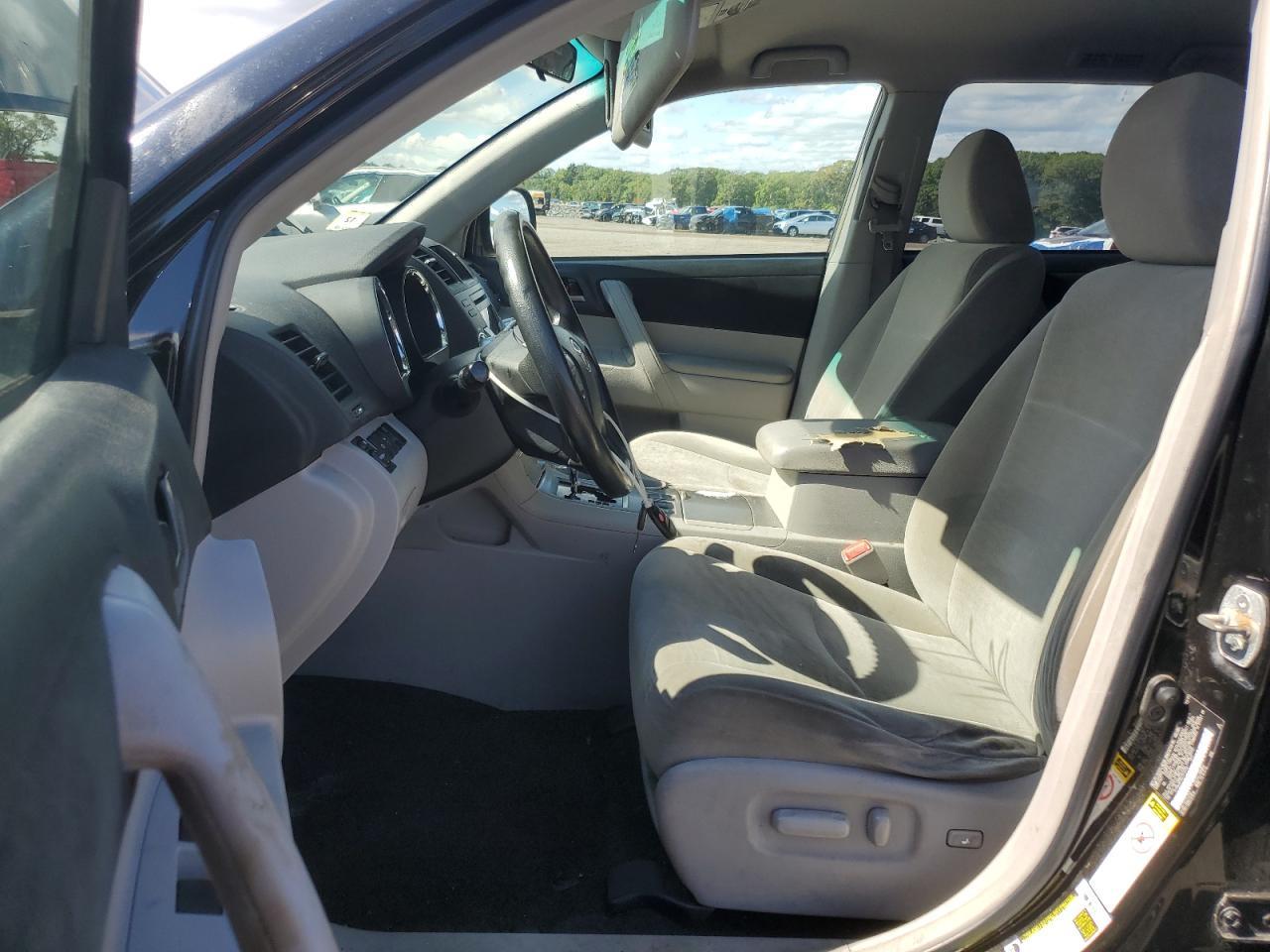 2012 TOYOTA HIGHLANDER