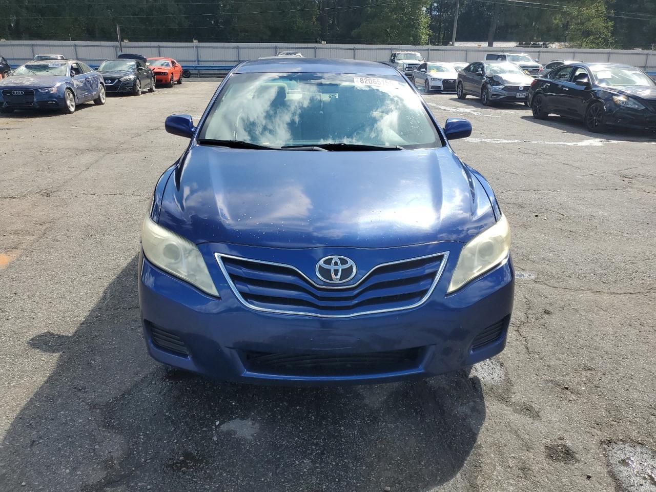 2011 TOYOTA CAMRY