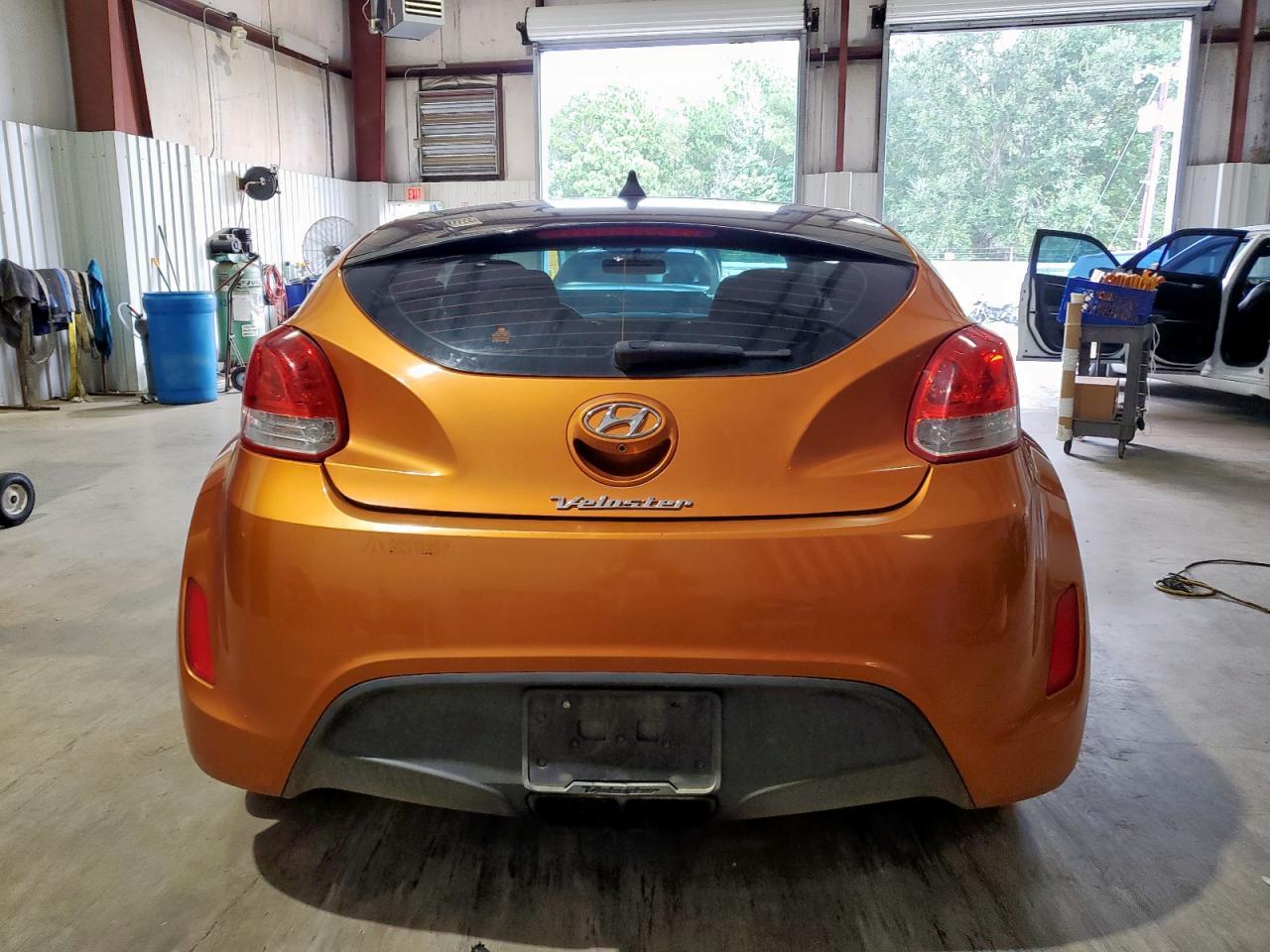 2016 HYUNDAI VELOSTER