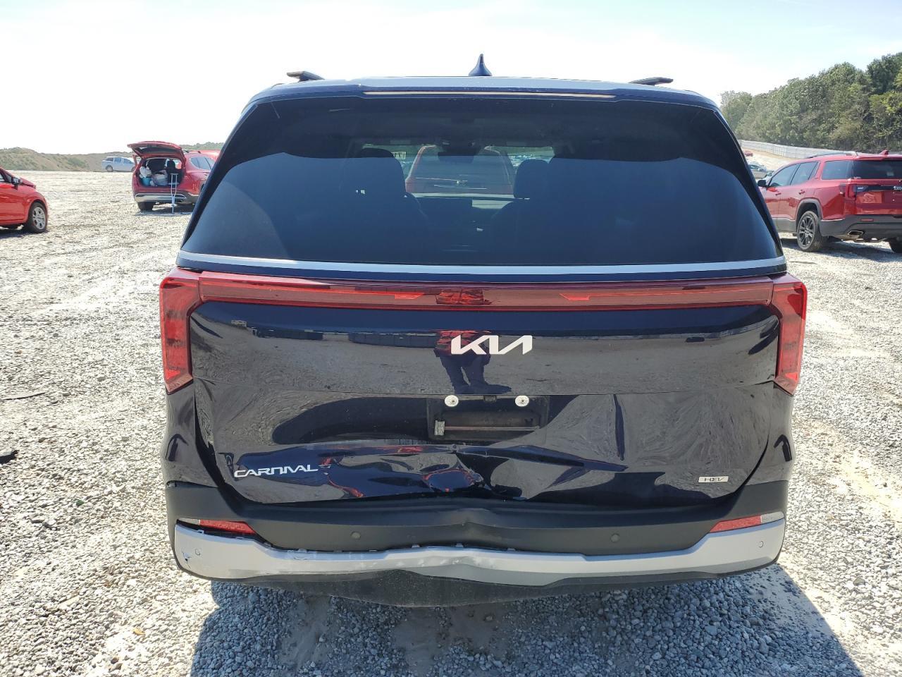 2025 KIA Carnival