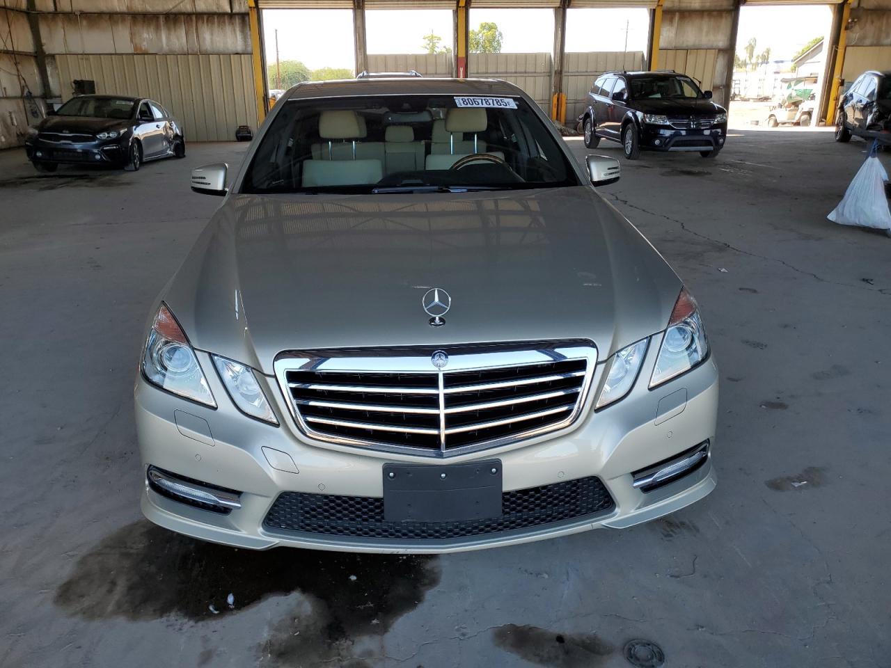 2013 MERCEDES-BENZ E-Class