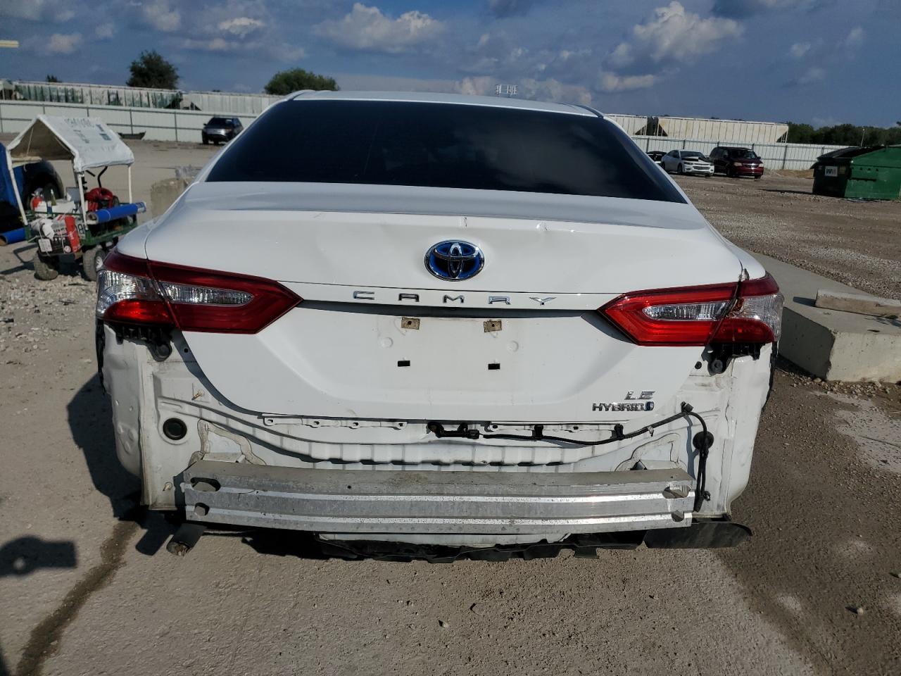 2018 TOYOTA CAMRY