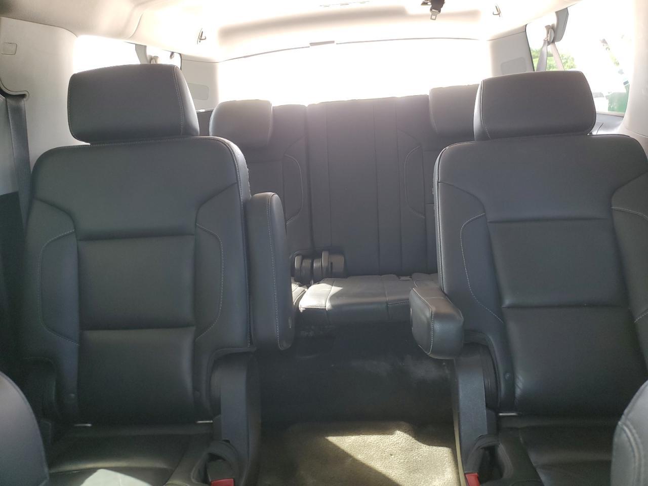 2018 CHEVROLET Suburban