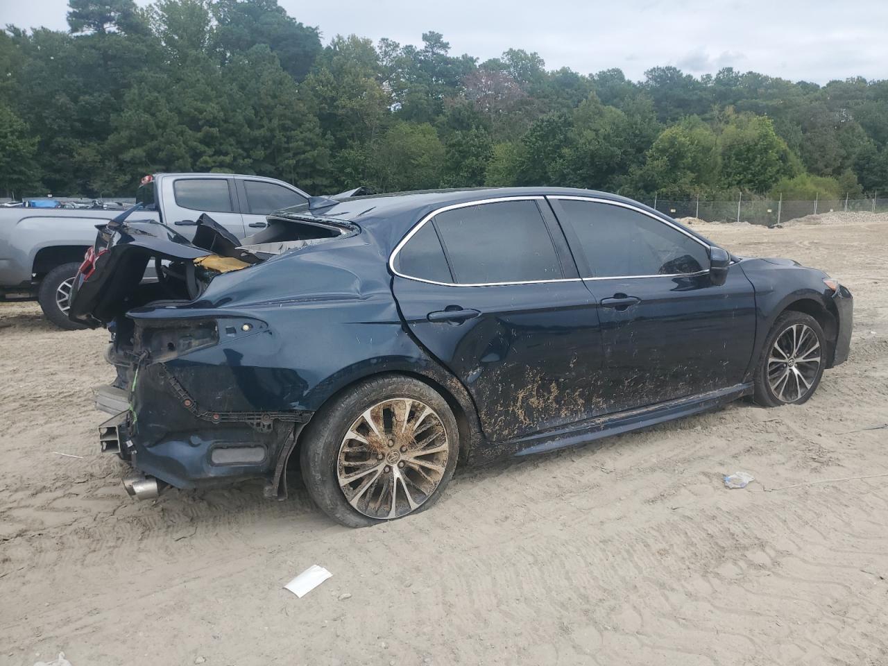 2019 TOYOTA CAMRY