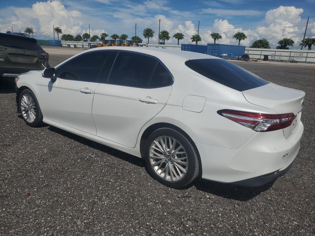 2018 TOYOTA CAMRY