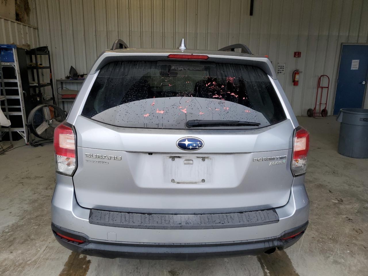 2017 SUBARU FORESTER