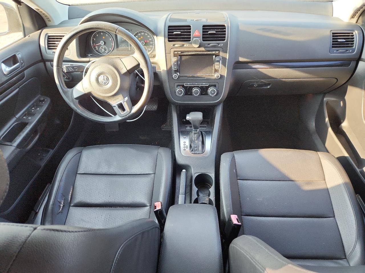 2010 VOLKSWAGEN JETTA