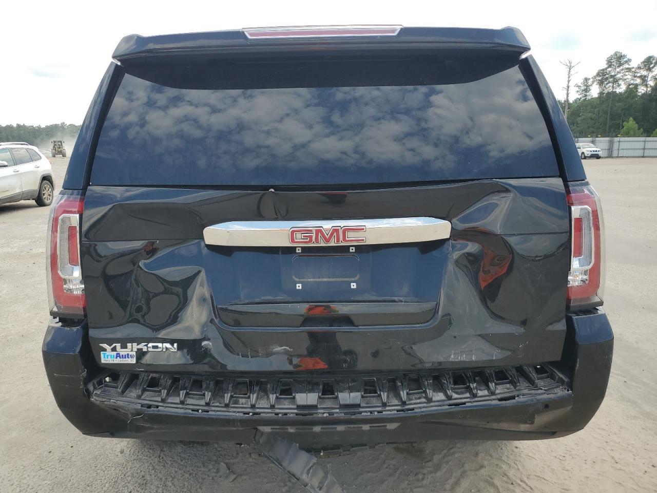 2017 GMC Yukon