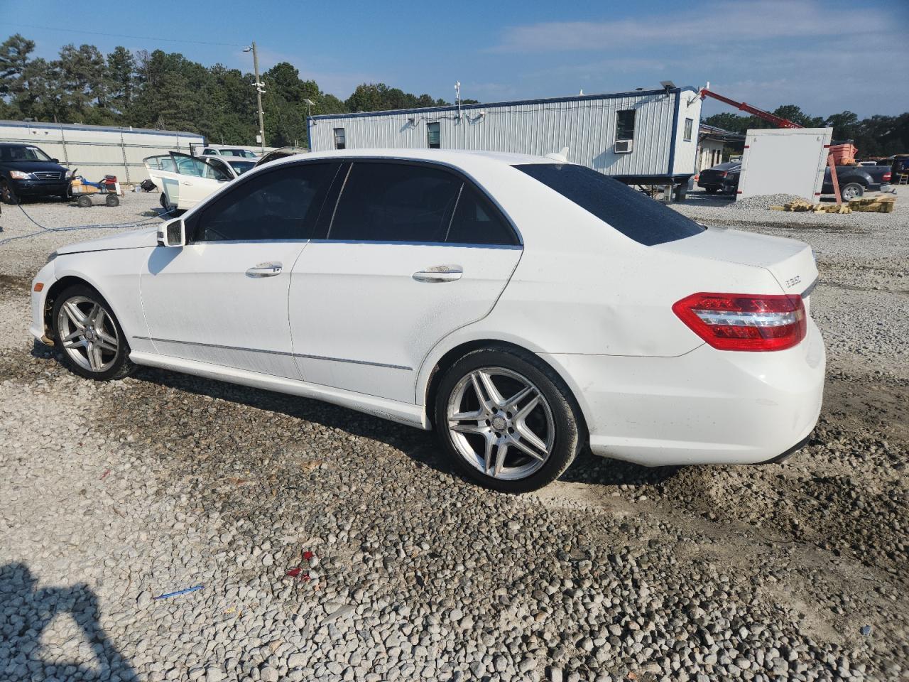 2013 MERCEDES-BENZ E-Class