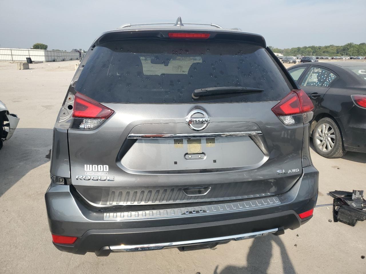 2018 NISSAN ROGUE
