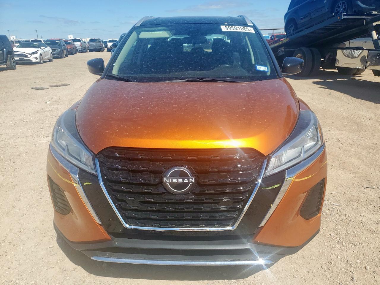2023 NISSAN KICKS