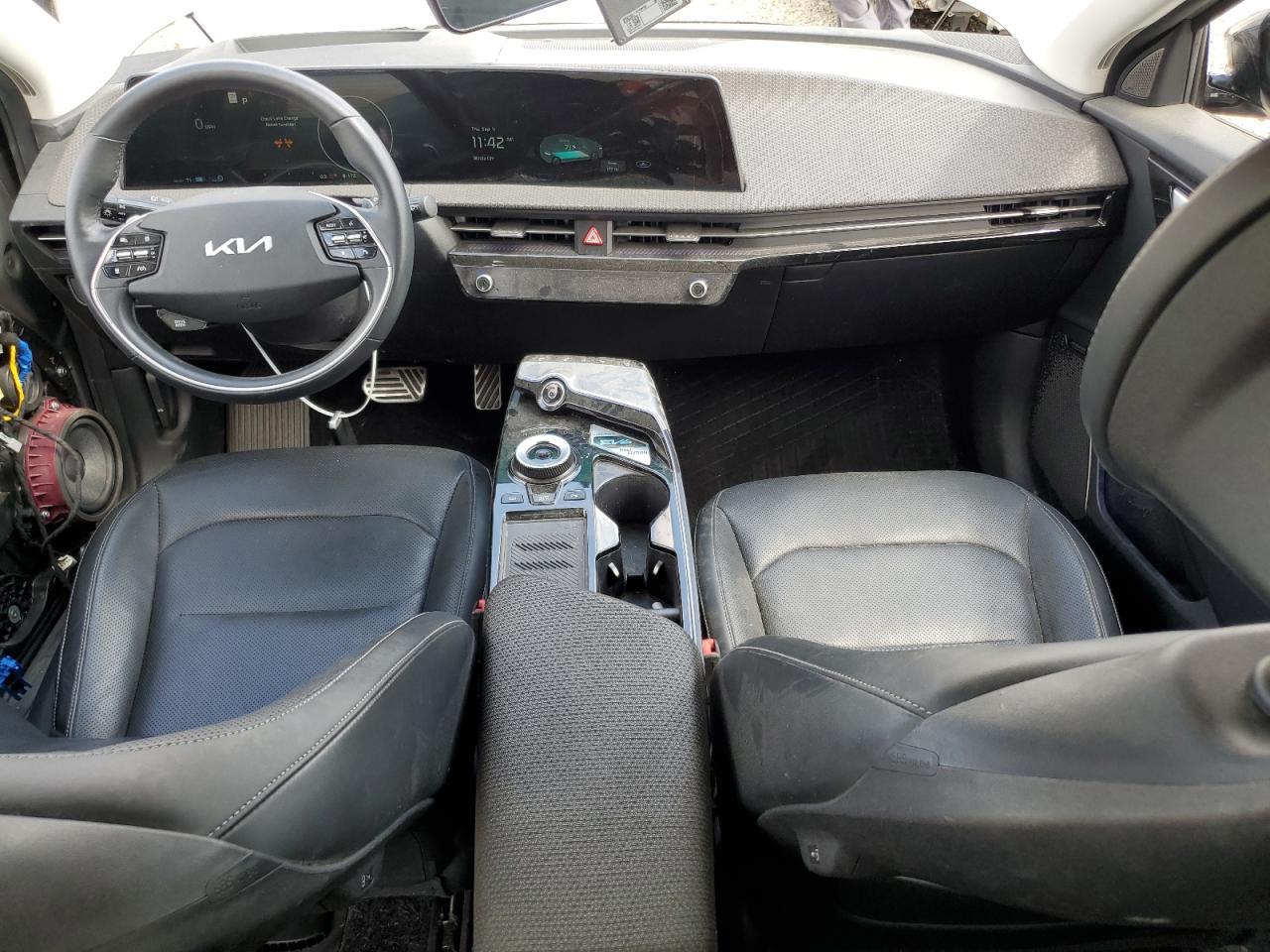 2022 KIA EV6