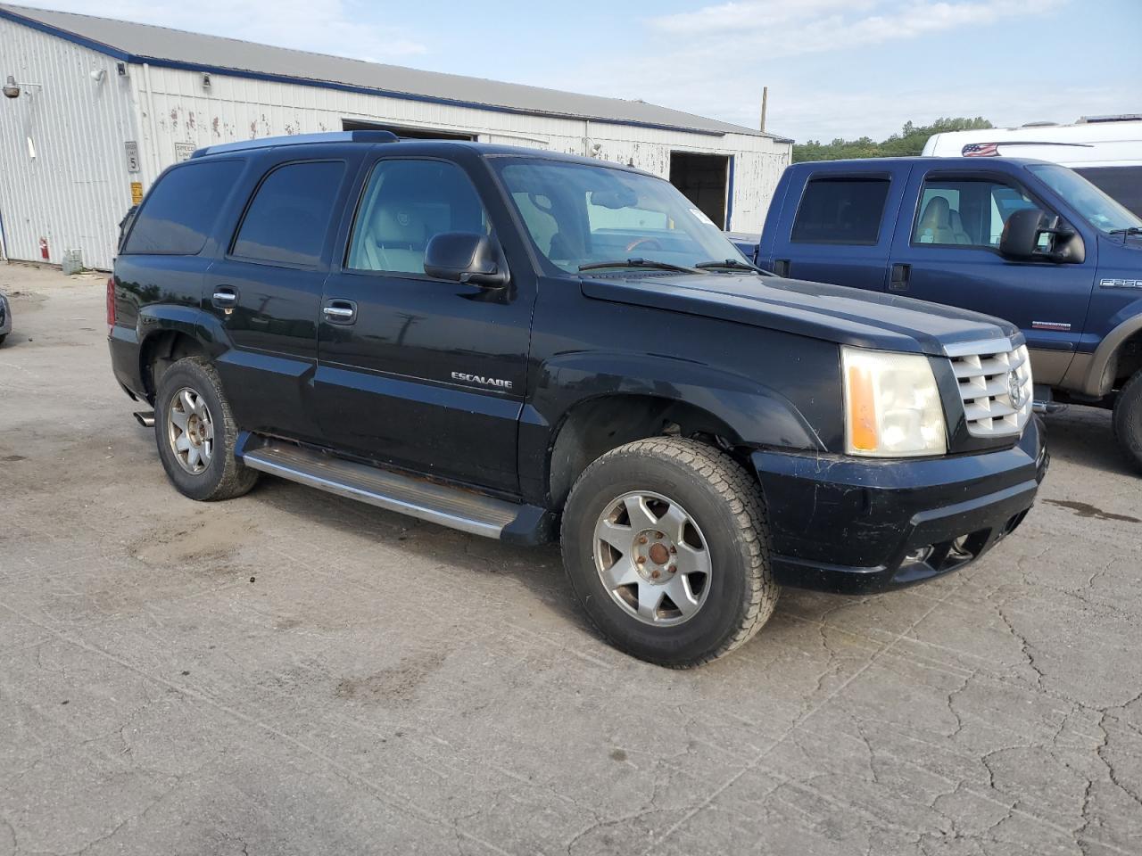 2002 CADILLAC ESCALADE