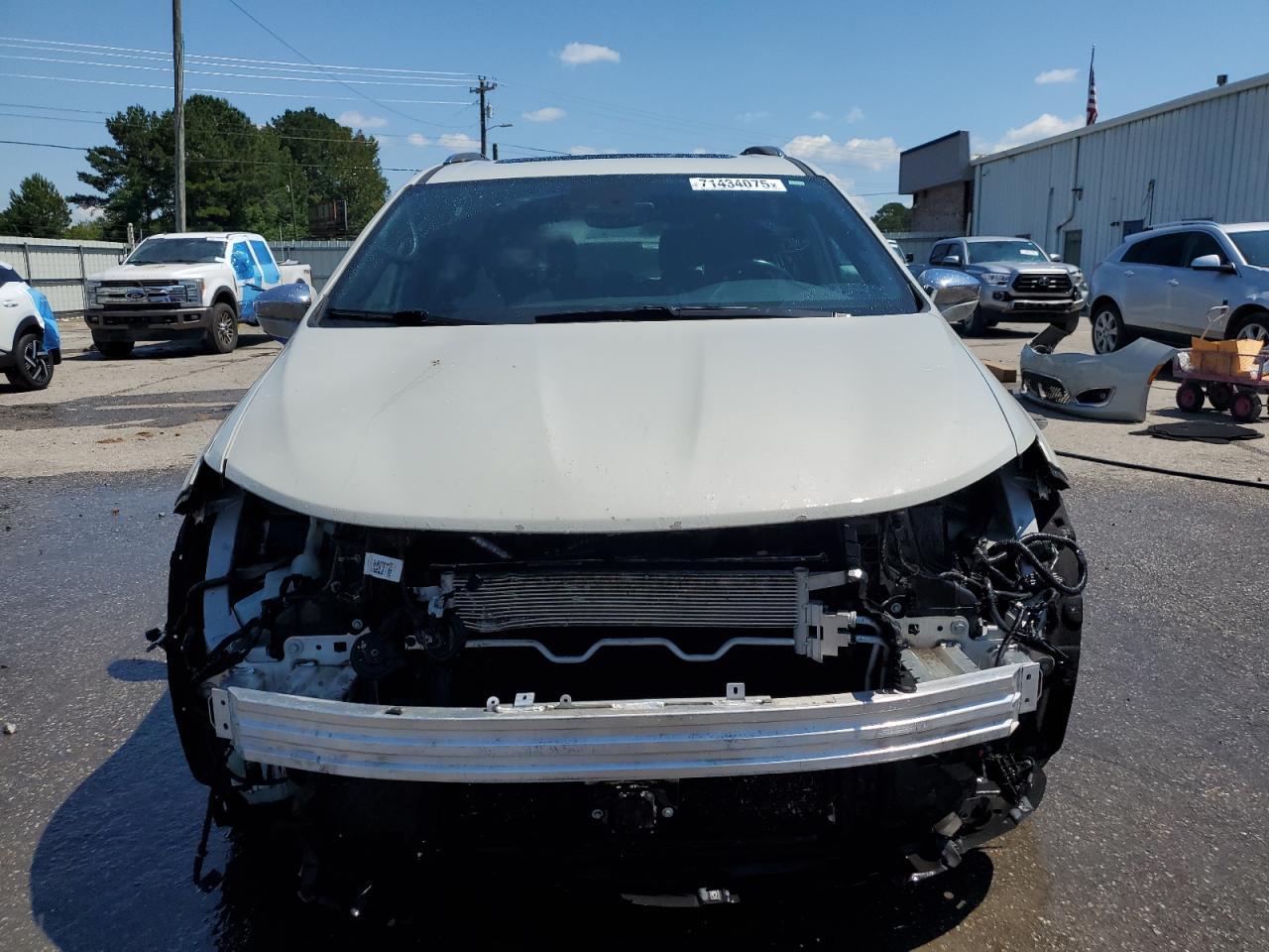 2020 CHRYSLER Pacifica