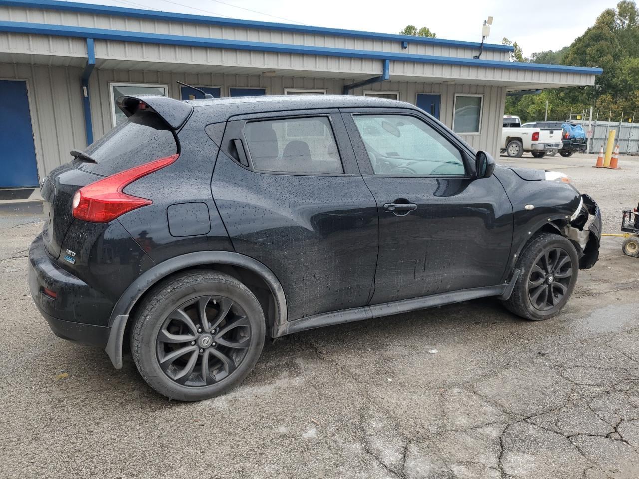 2013 NISSAN Juke