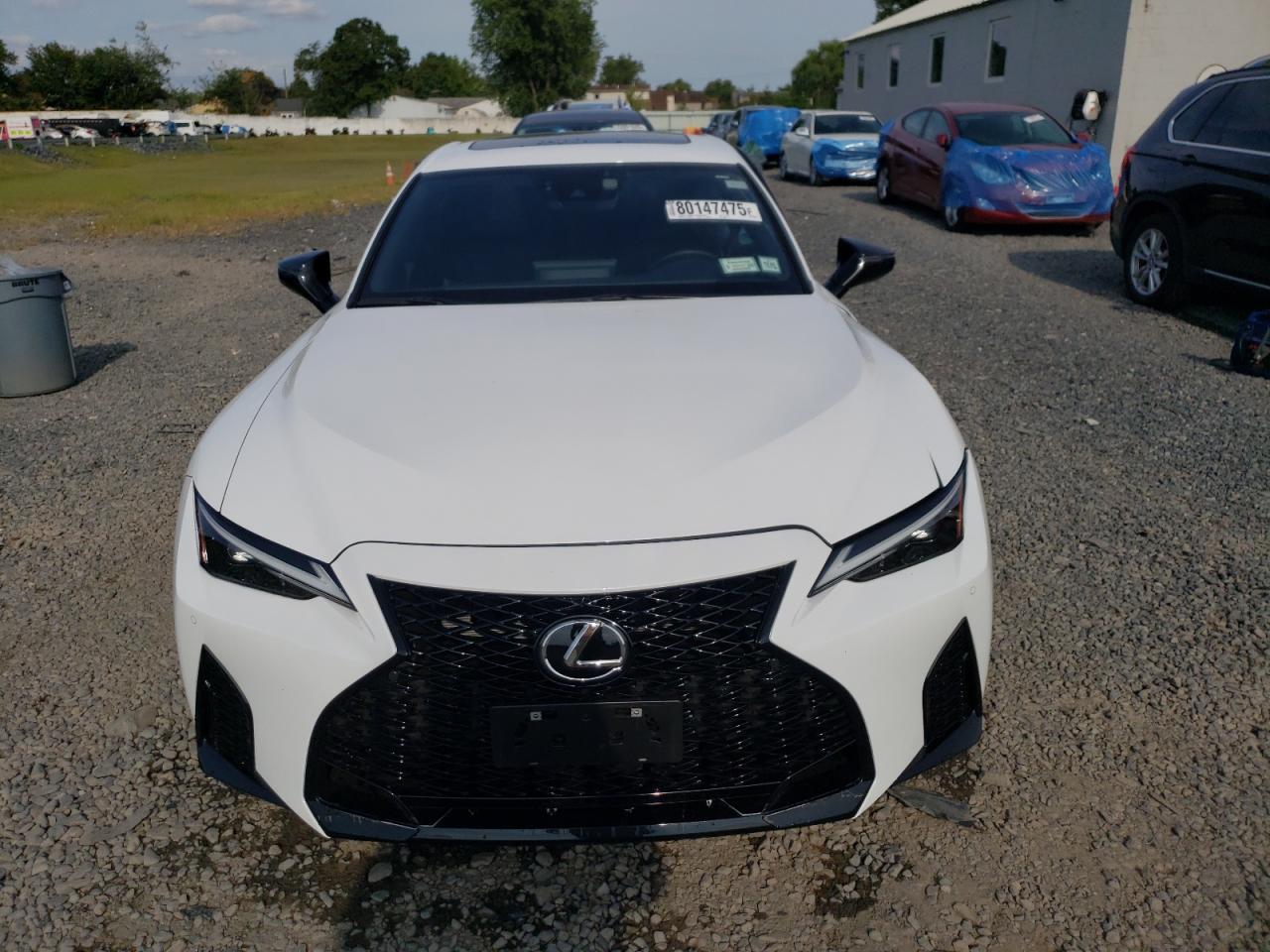 2025 LEXUS Is