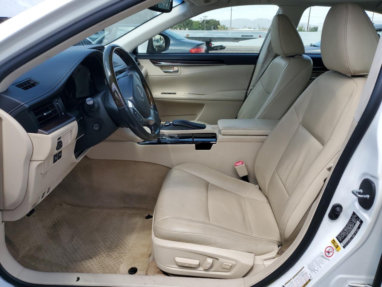2013 LEXUS Es