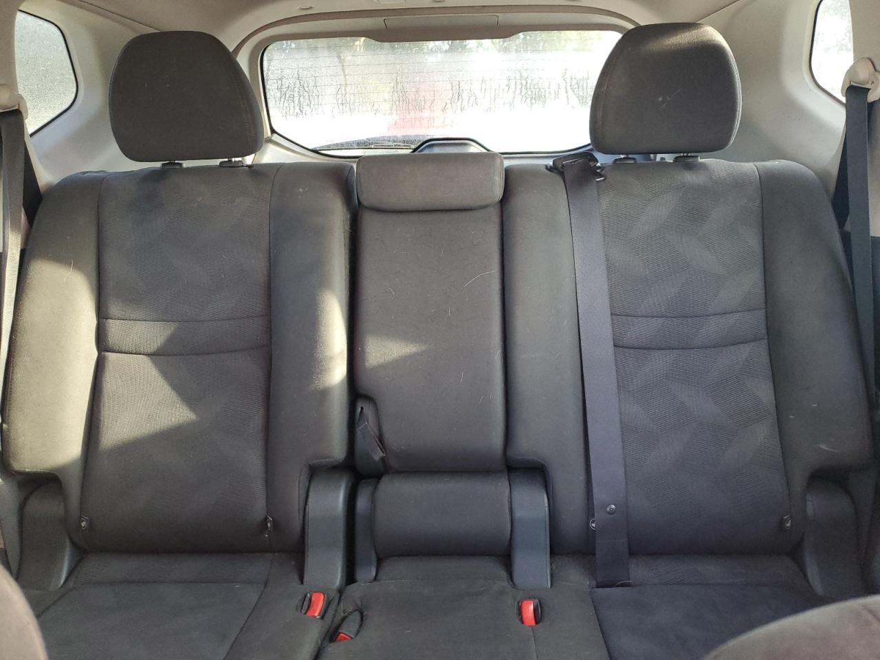 2015 NISSAN ROGUE