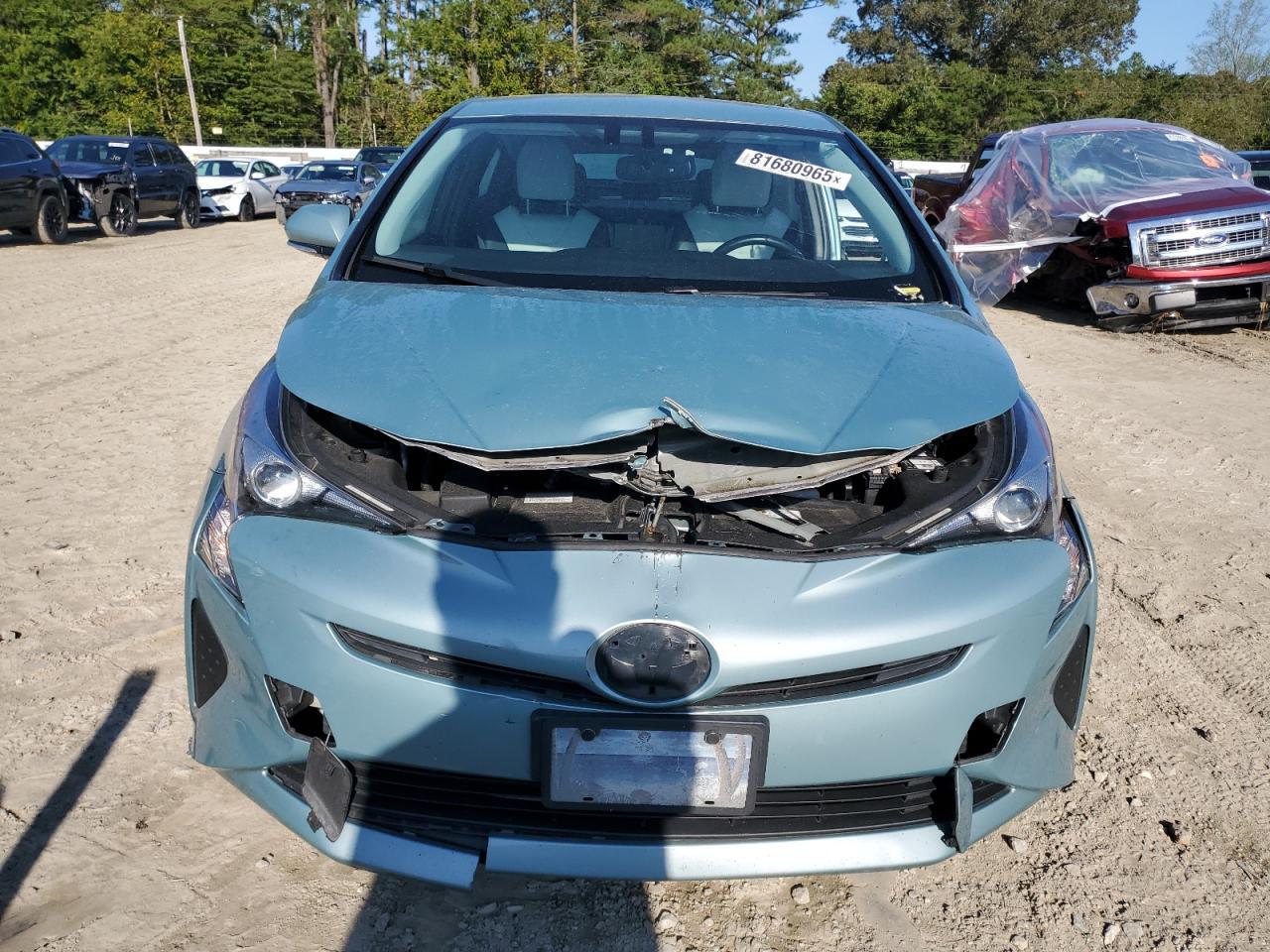 2016 TOYOTA PRIUS