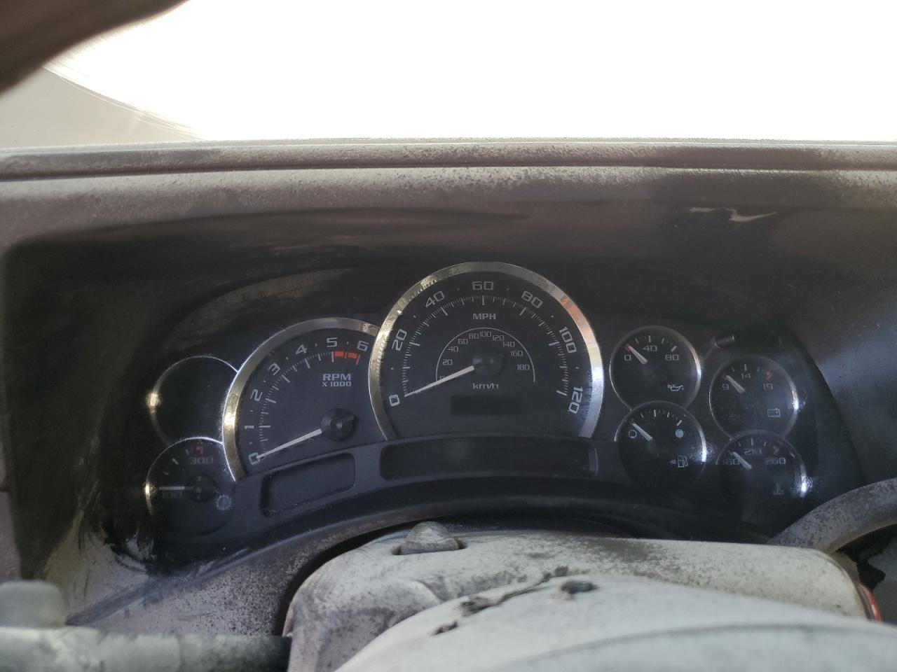 2004 CADILLAC ESCALADE