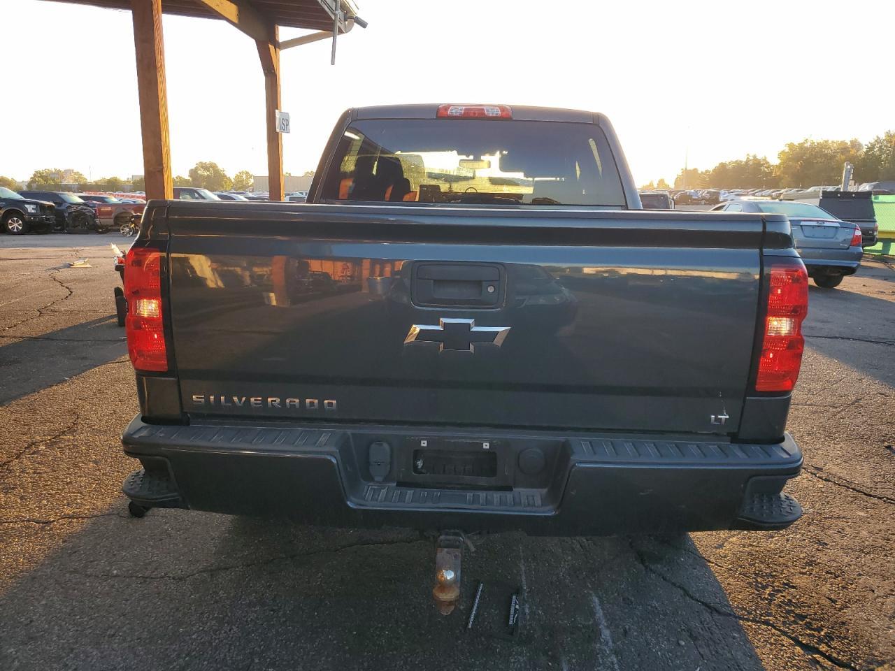 2018 CHEVROLET Silverado